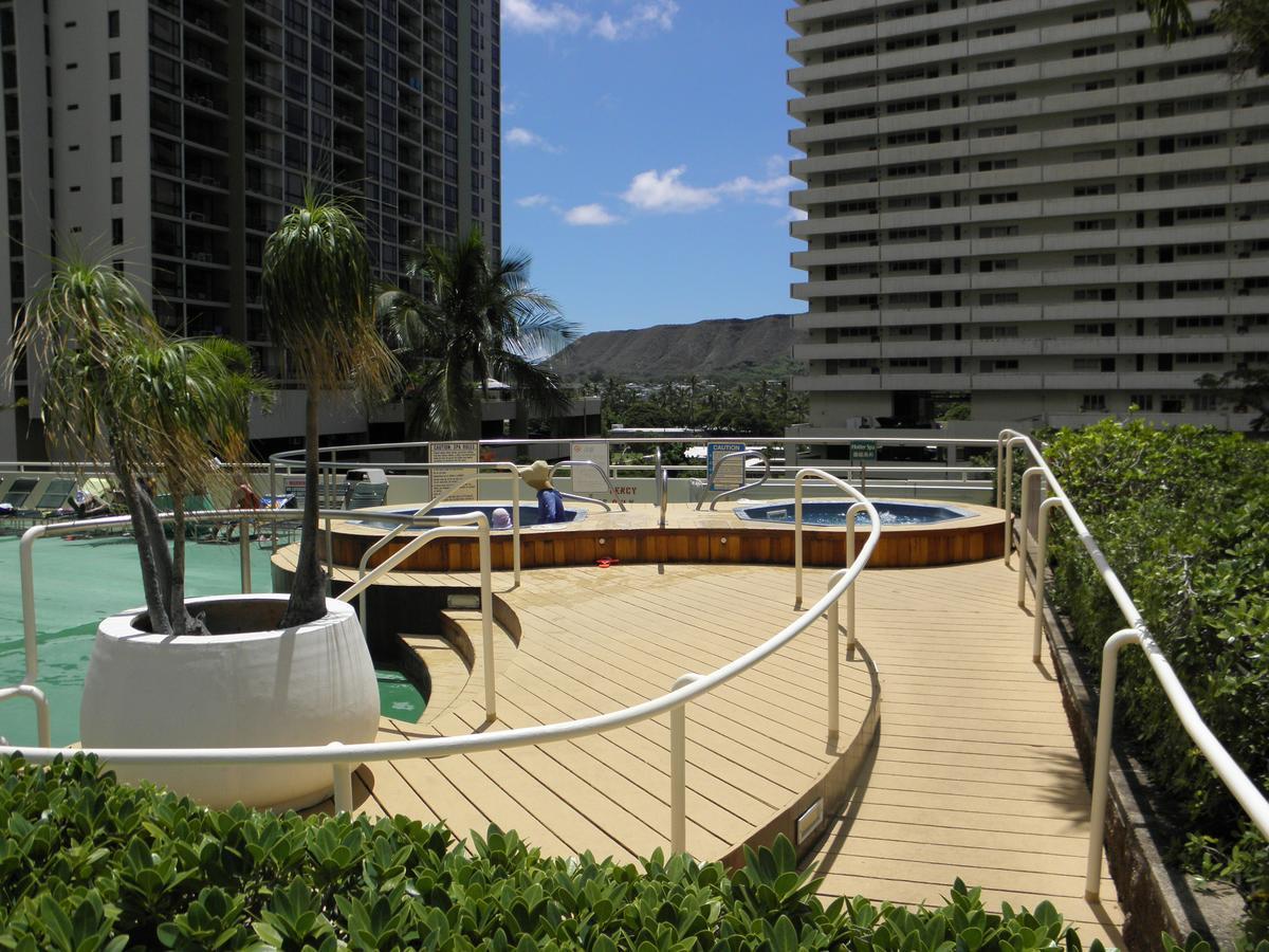 Renovated Ocean View Suite, Near Beach, Free Parking Honolulu Exterior photo