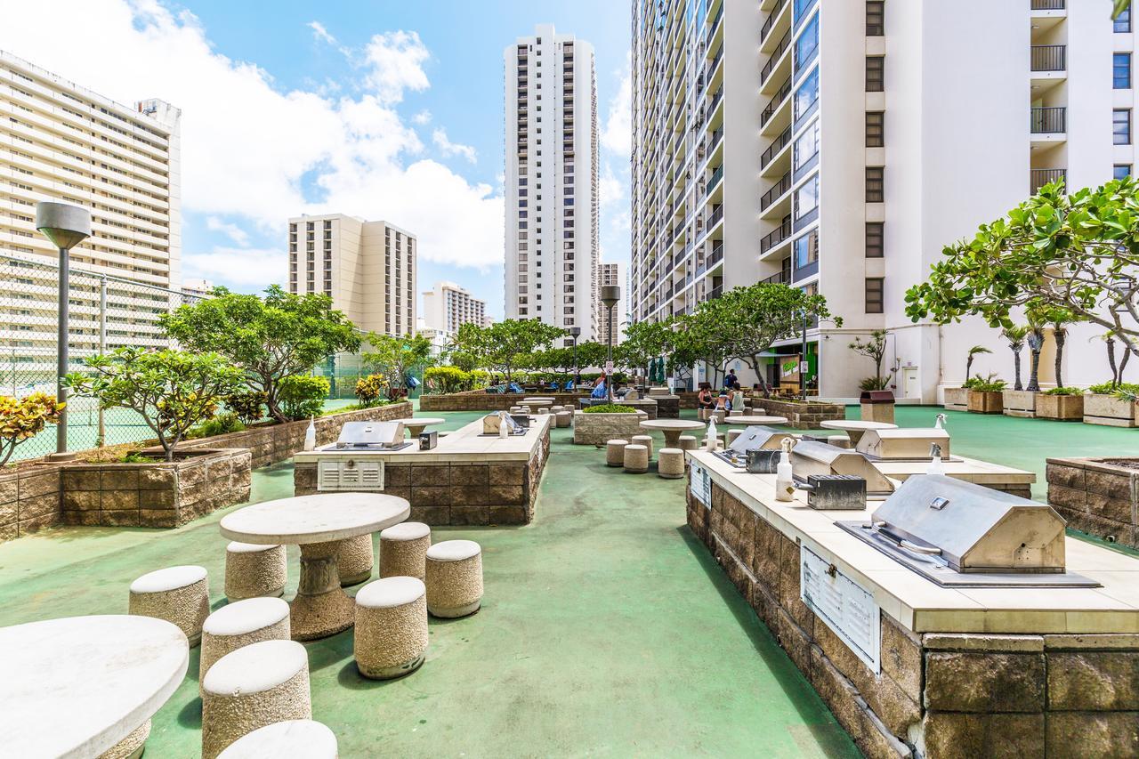 Renovated Ocean View Suite, Near Beach, Free Parking Honolulu Exterior photo